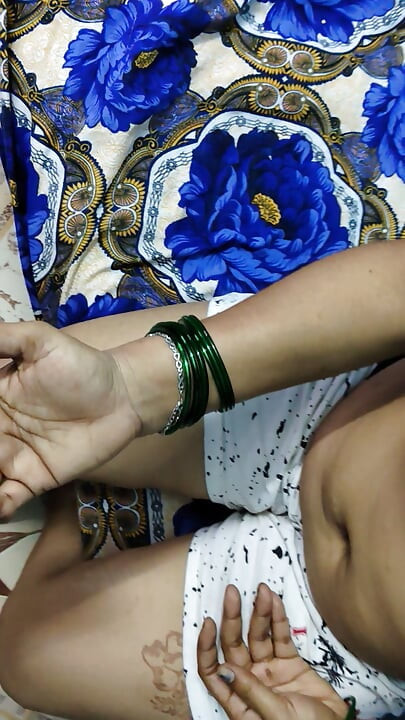 Hot Bangali girl