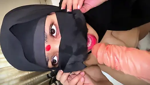 Nachdem ich vom college gekommen bin, macht der große schwanz mich super geil - arabischer hijab süßes mädchen mehrfacher orgasmus