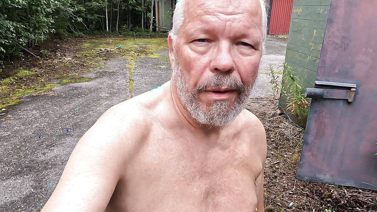 Swedish owned amateur masurbates in the woods