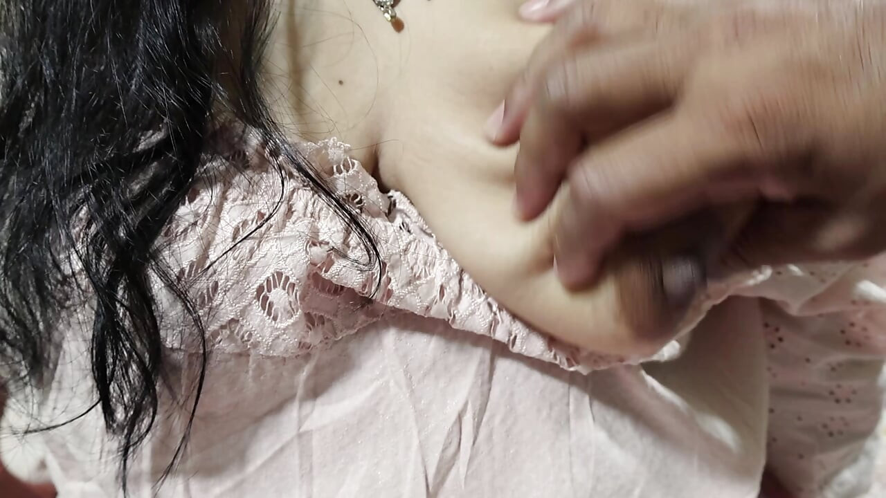 Καυλιάρα Ινδή ετεροθαλής αδερφή συμφωνεί να γαμηθεί με τον ετεροθαλή αδερφό της