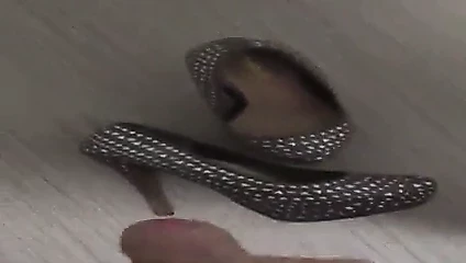 Cum on heels