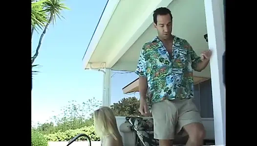 Sarışın bir MILF ve penis isteyen