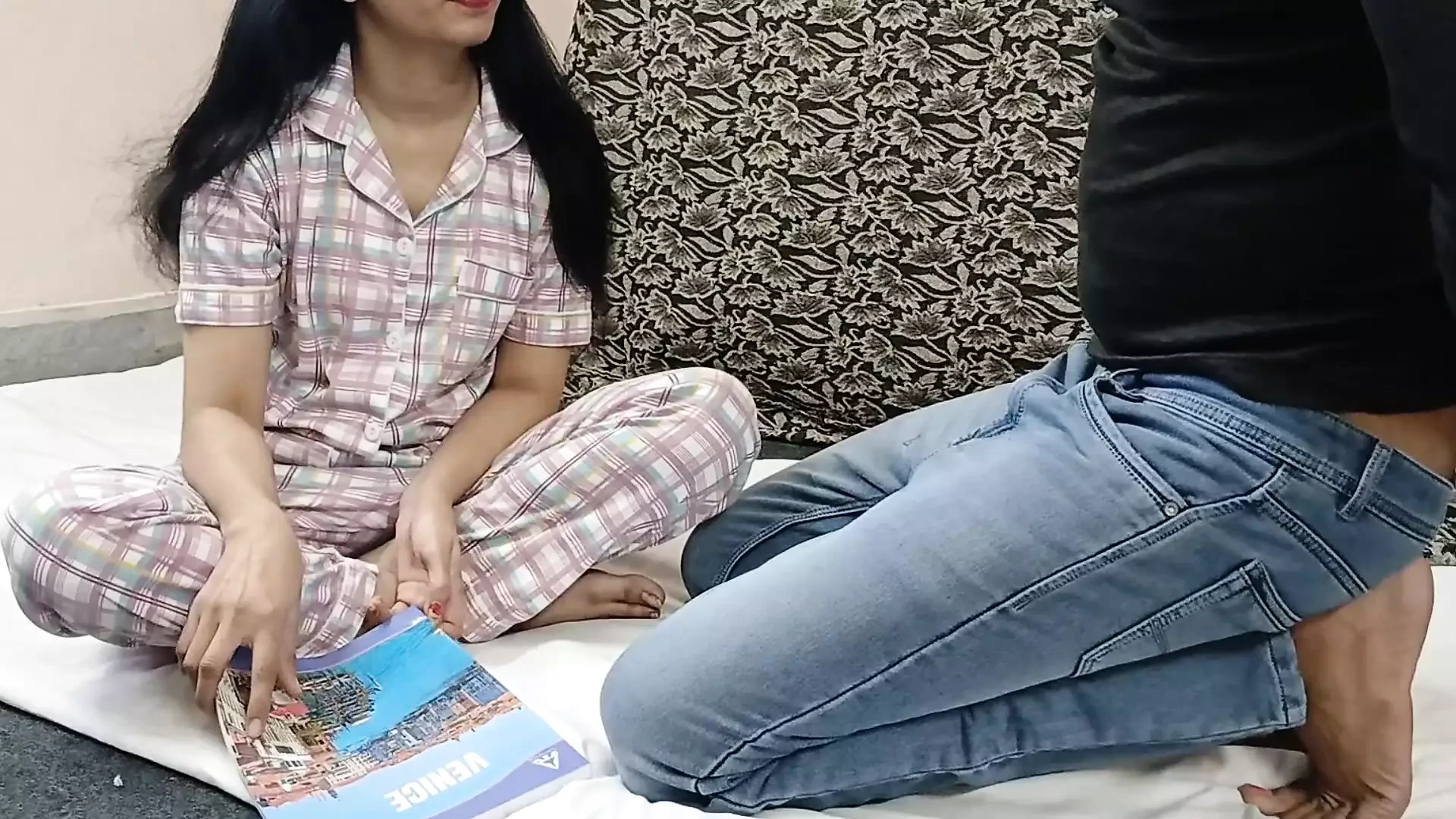 Valentine's day special Hindi Love Story Sex