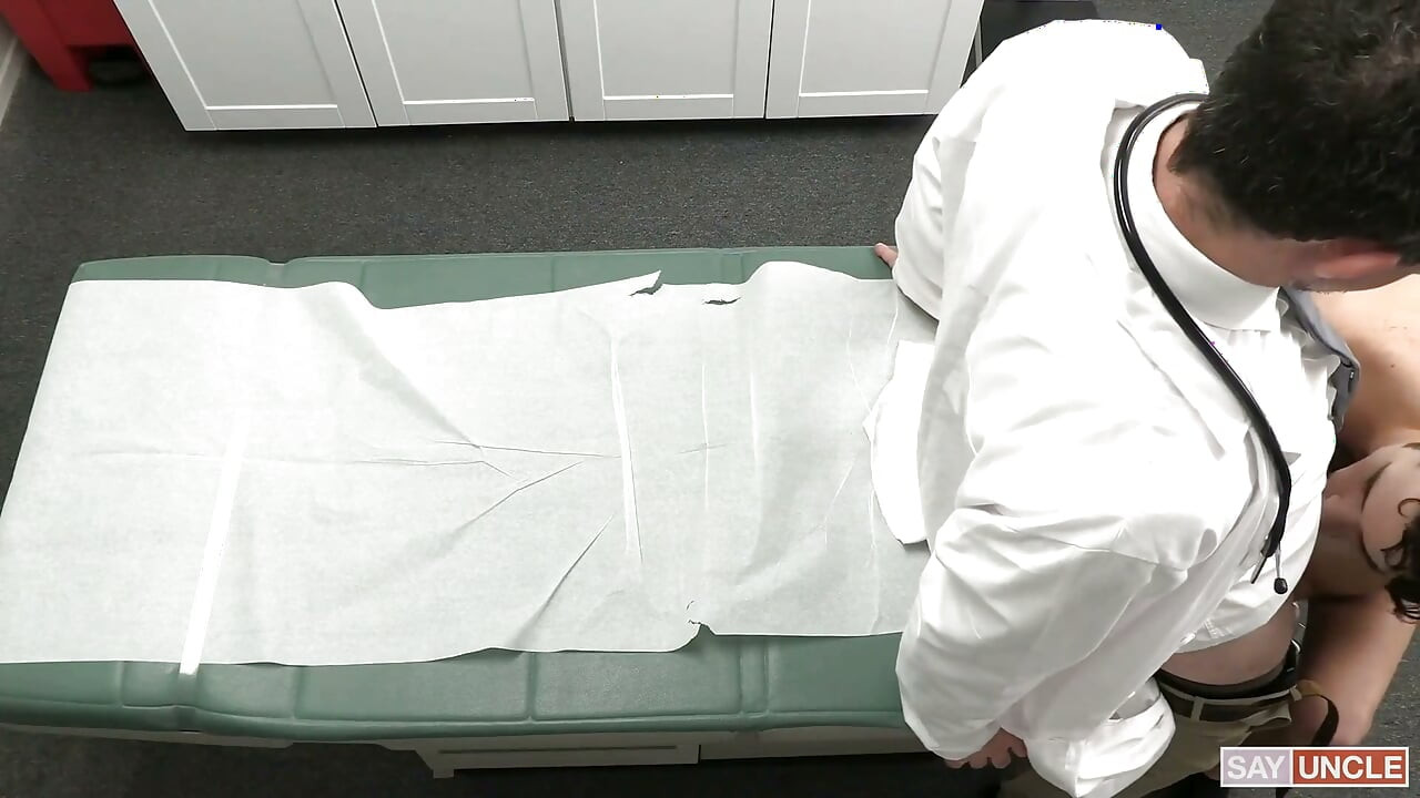 Stimulating Treatment Hung Jesse Zeppelin & Mark Something, as the Doctor's Hands-on Exam Turns Into a Bareback Ride