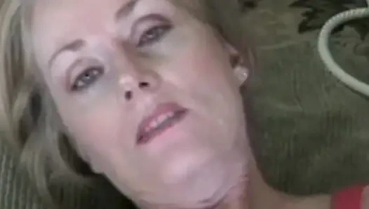 Melanie'nin vahşi boşalma seansı