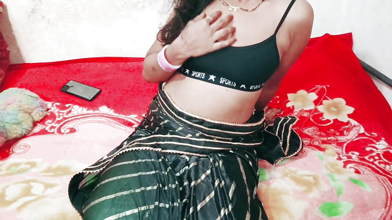 Desi Indianki Bengalska dziewczyna Doli bhabhi ki desi style Mein Chudai hots boobs wali desi Bengali girl Dolly Singh bhabhi
