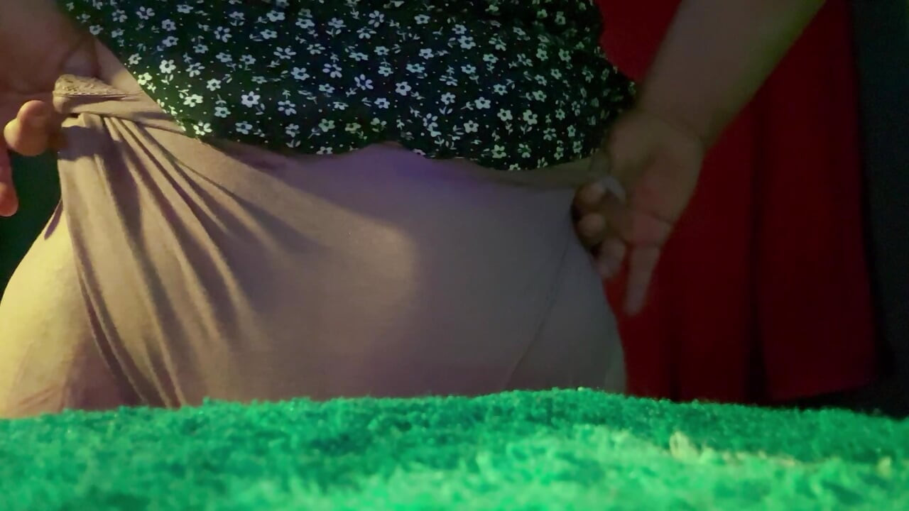 Sissy maritza peggt sich eine flasche teil 2