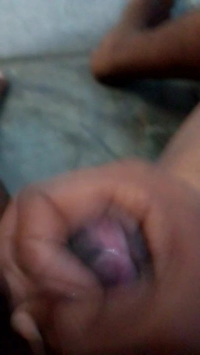 India masturbación con la mano boob