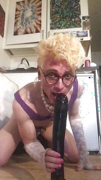 Skinny Blond Whiteboi Bitch Jes Exposed