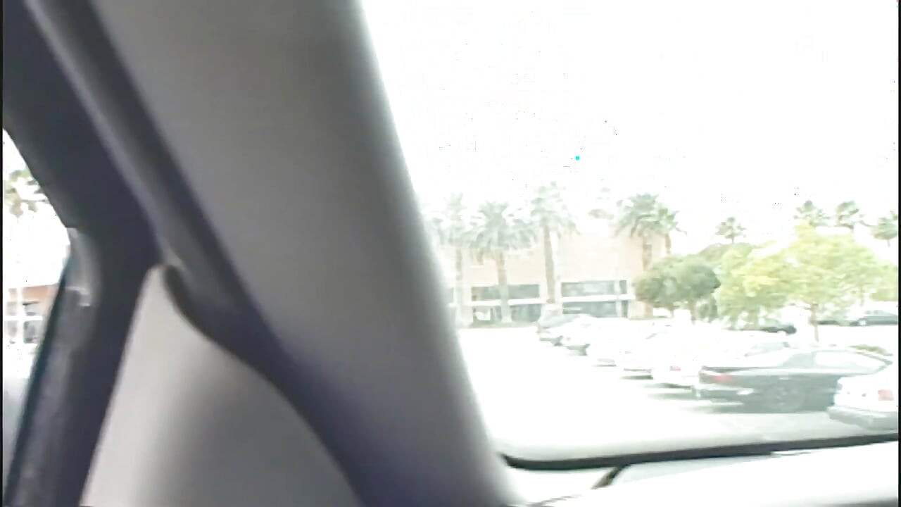 Το αξιολάτρευτο νόστιμο του Filly περιμένει ορθάνοιχτο για τεράστιο πόλο πέους