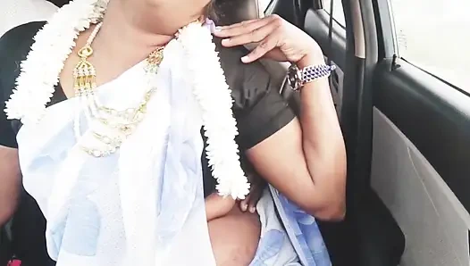 Indischer bhabi-auto-sex. Schöne sari-hausfrau versucht, mit stiefsohn Car Drive.telugu Dirtytalk zu ficken.