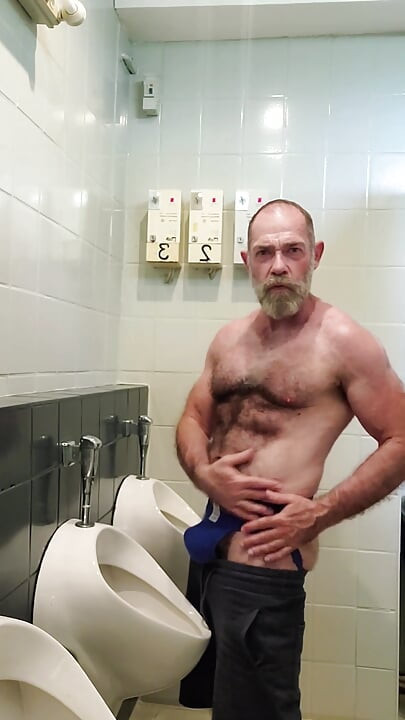 Meet Hairy stepdaddy at the Truckstop