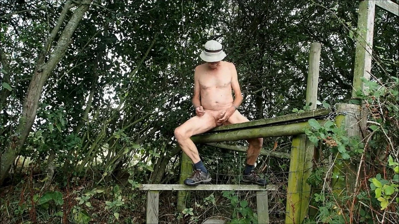 老英国裸体