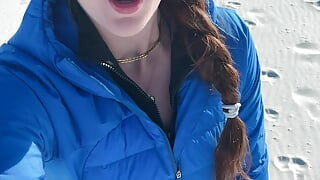 Samudr tat par chalna tvrit charamsukh ke lie kahta hai!