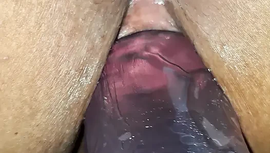 Aku ditusuk keras. Balikkan pantat untuk menusuk.