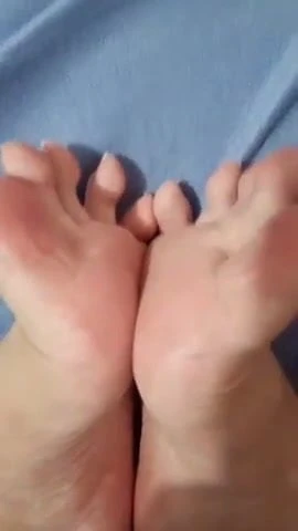 Wife's Soles And Toes Wiggle