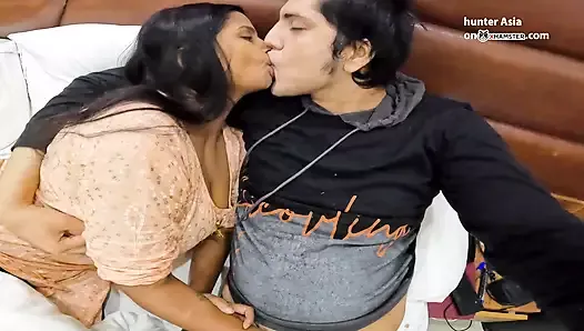 526px x 298px - Indian porn video in which couple begins honeymoon with hot chudai | AREA51. PORN