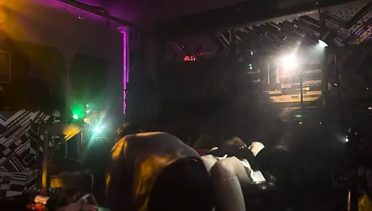 İki kez boşalıyor - mastürbasyon ve dölleme