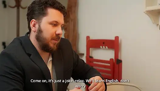 Kız öğrenci İngilizce dersi için geldi ama onun yerine anal eğitim aldı