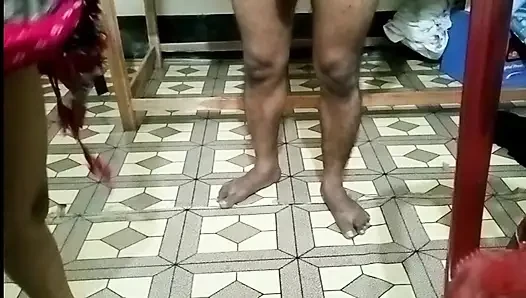 Amcığımın köpükünü fışkırtarak dışarı fışkırtıyorum