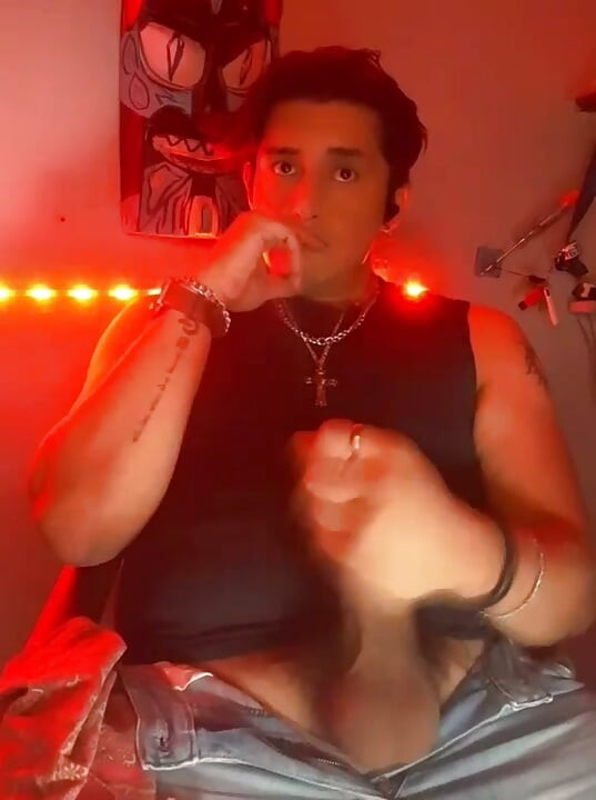 Evde Tek Başına