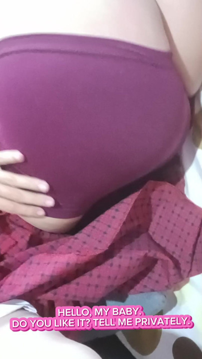 COLOMBIAN PORN ACTRESS YULIETH GOMEZ MASTURBATES