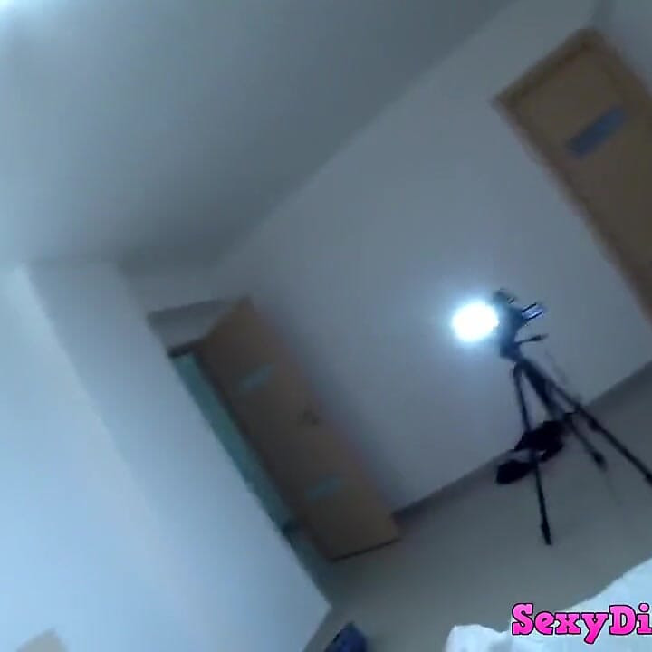 She makes him surrender, sit on his face, and fuck with her