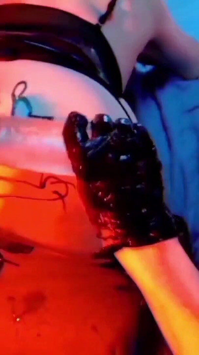 Deep Fisting SarahLope Fisted By His Wife | Clip 1