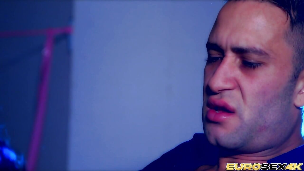 Indian-British Babe Miya Rai Has Her Pussy Sprayed