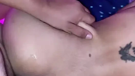 Bir yabancıyla sikişiyorum