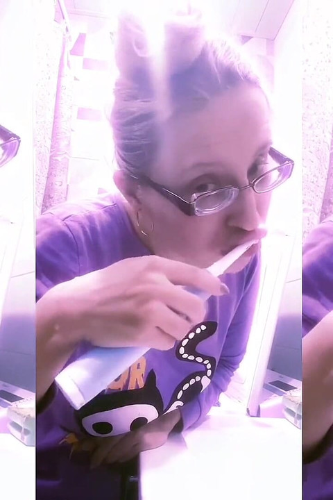 Periuță de dinți Asmr Ascultați în căști