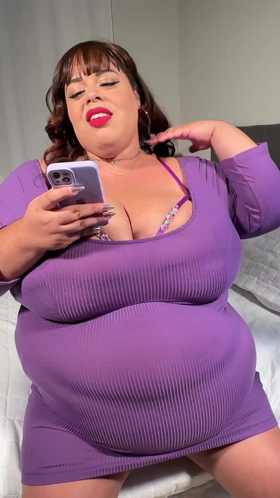 Huge Belly Babe Fucks a Big Thick Juicy Cock