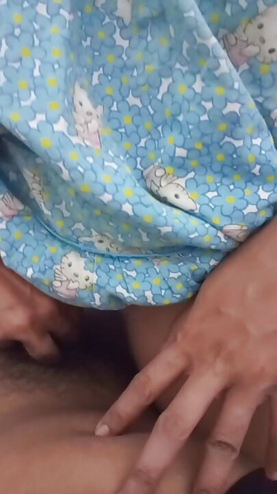 מזיין את גיסתי קרוט בכוס
