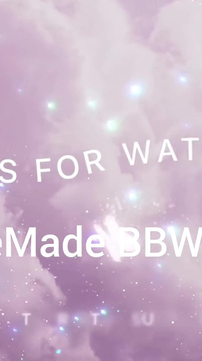 Göt deliğimi ve amımı açiyorum büyük göğüslerimi sallıyorum