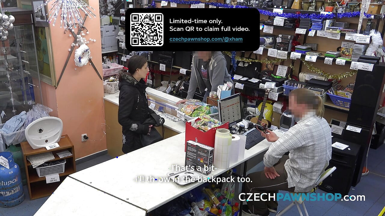 MILFka s lyžemi (CzechPawnShop)