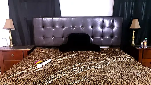 Lisa Rivera Gets Her Nut Before Bedtime