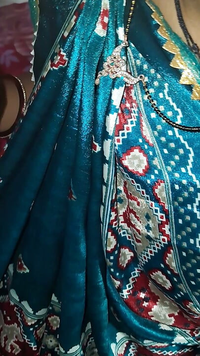 Part 2 Desi bhabhi ka romance wela sexy video viral mms
