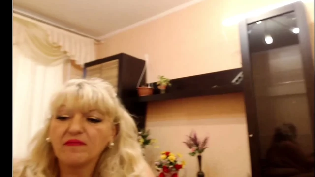 Супер зрелая толстушка