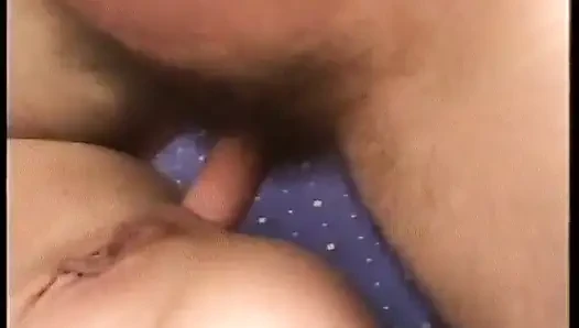 Edepsiz İtalyan amatör çift bir günlüğüne porno yıldızı olmak istiyor