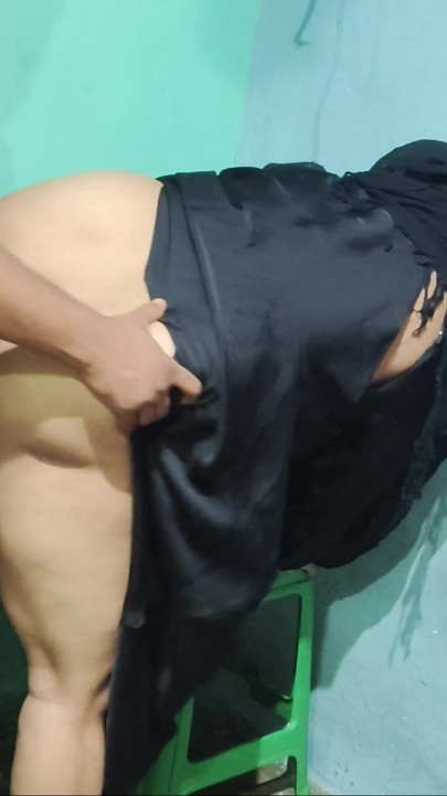Come on boys let's fuck this muslim bhabhi fucking bich | Clip 1