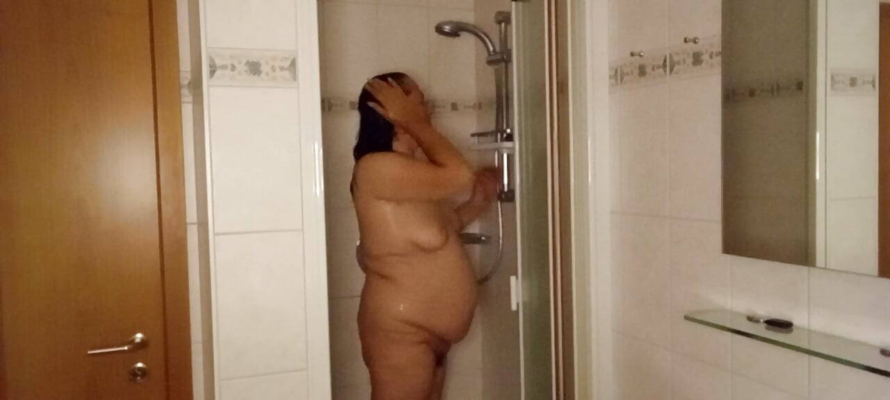 Fat German 53 in the shower – Fat pot belly & sagging breasts