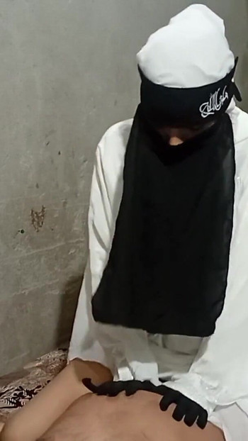 Zapanjujući trenutak iz "Pakistanske muslimanke jahale su na neobrezanom kurcu"
