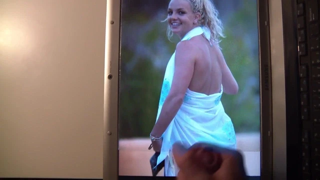Cum on Britney Spears 29