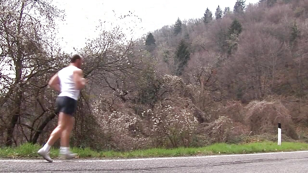 Ružna, ali voli analni seks!