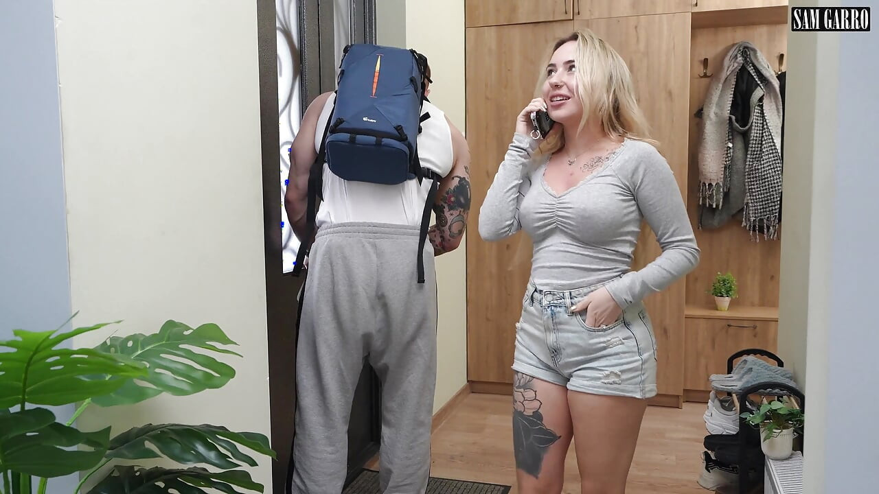 I Fucked a Married Blonde While She Was Talking to Her Husband on the Phone.