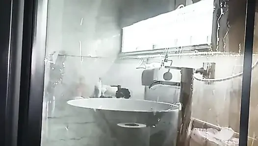 Schau Mir Unter Der Dusche Zu.