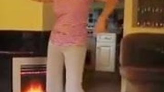 MILF Dancing