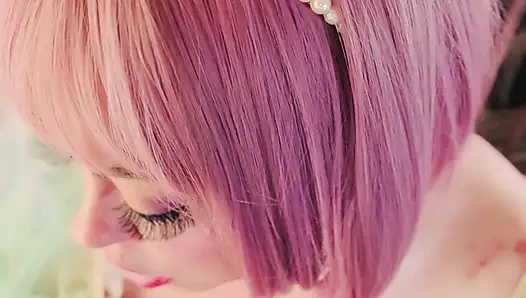 Eine hübsche prinzessin, Tina Snua , chainsmokes 2 Cork Zigaretten - baumelnde Snap-Inhales, treibenden Rauch