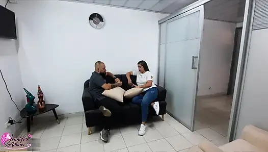 Meine beste freundin gibt mir eine schöne massage, aber ich werde wirklich heiß und ficke sie am ende - Ganze geschichte - Ganze geschichte - Porno