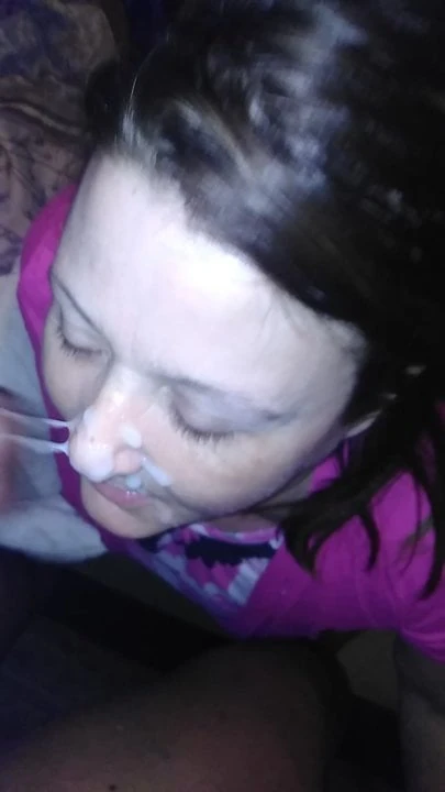 Bust a nut on supervisor step mom face